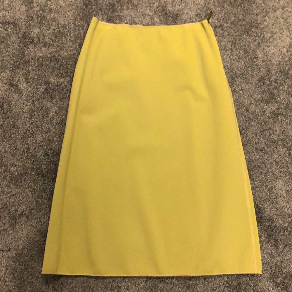 Women’s green Prada skirt - Picture 1 of 5